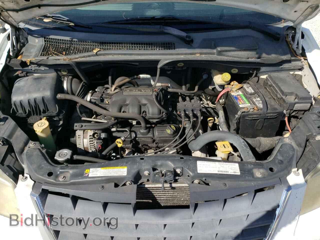 2008 CHRYSLER MINIVAN - VIN: 2A8HR44H88R142381 - Фото 7