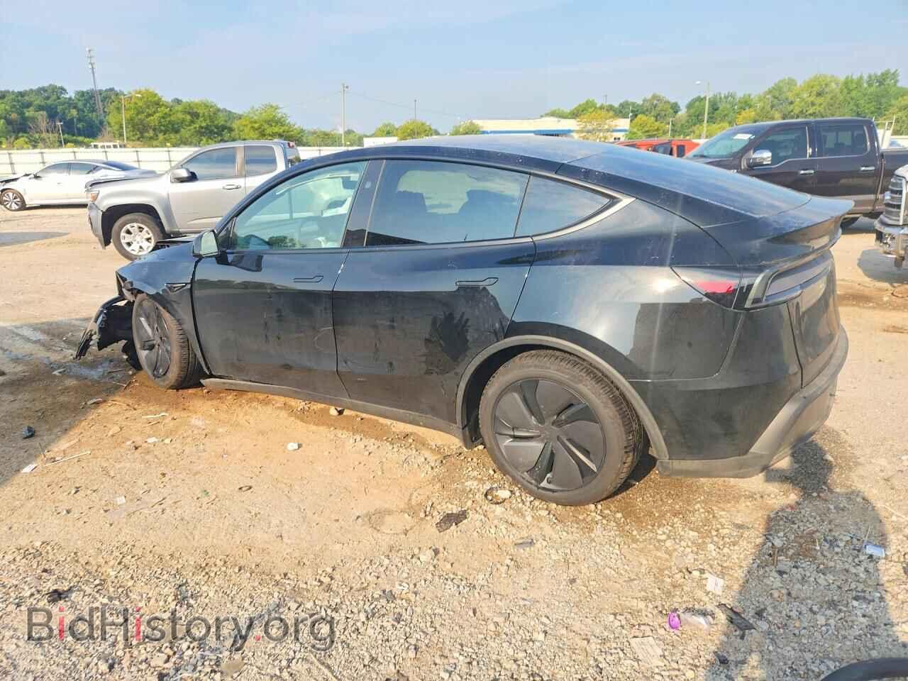 2026 TESLA MODEL Y - VIN: 7SAYGDED7TF596282 - Фото 2