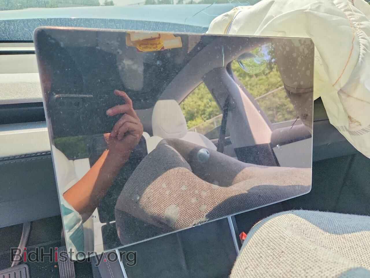 2026 TESLA MODEL Y - VIN: 7SAYGDEE9TA491765 - Photo 9
