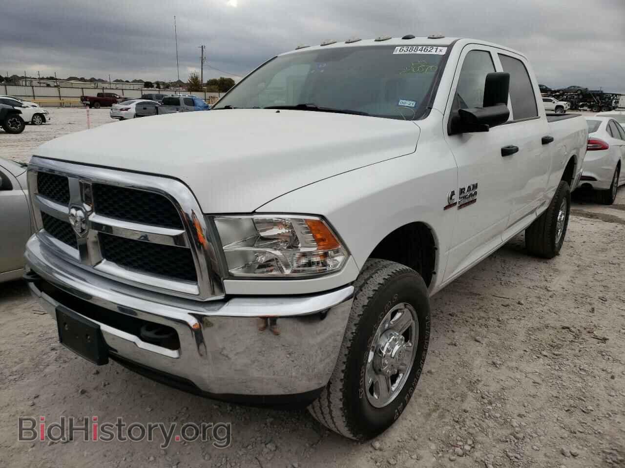 2018 RAM 2500 - VIN: 3C6UR5CL4JG240070 - Photo 2
