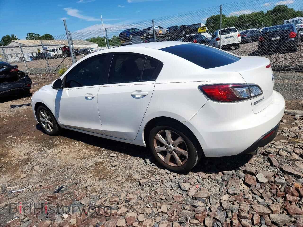 2011 MAZDA 3 - VIN: JM1BL1VF0B1452448 - Фото 2