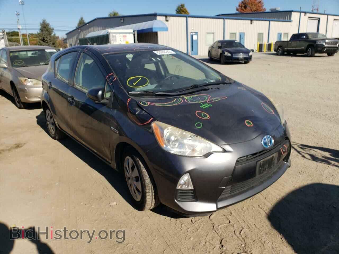Фотография JTDKDTB30C1518419 - TOYOTA PRIUS 2012