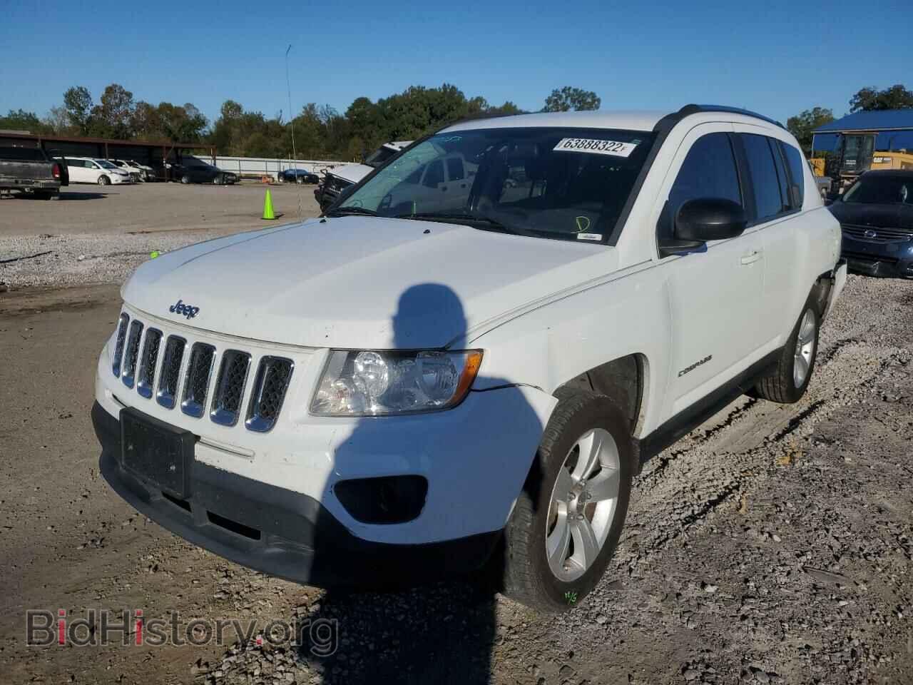 2011 JEEP COMPASS - VIN: 1J4NF1FB8BD215585 - Фото 2