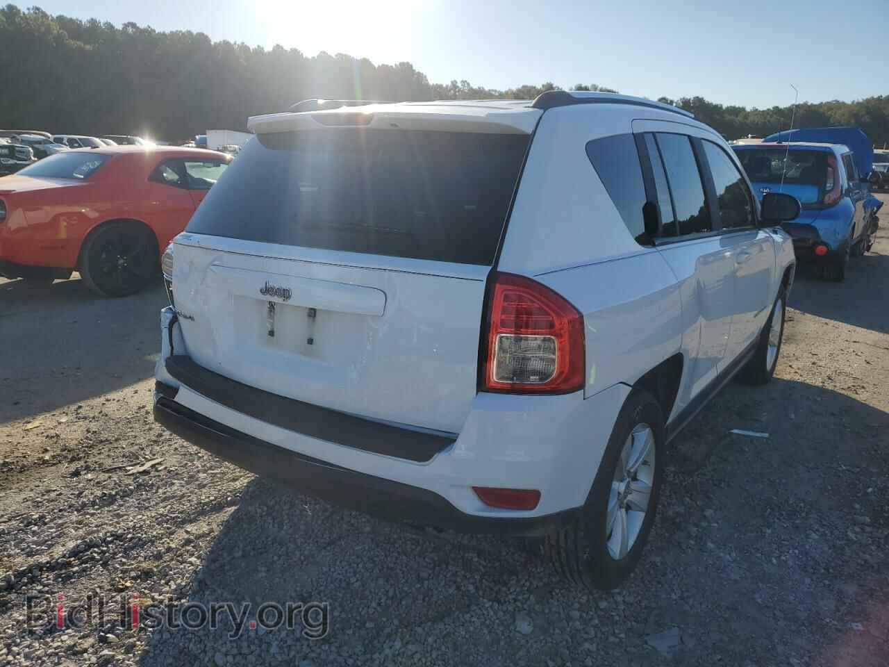 2011 JEEP COMPASS - VIN: 1J4NF1FB8BD215585 - Фото 4