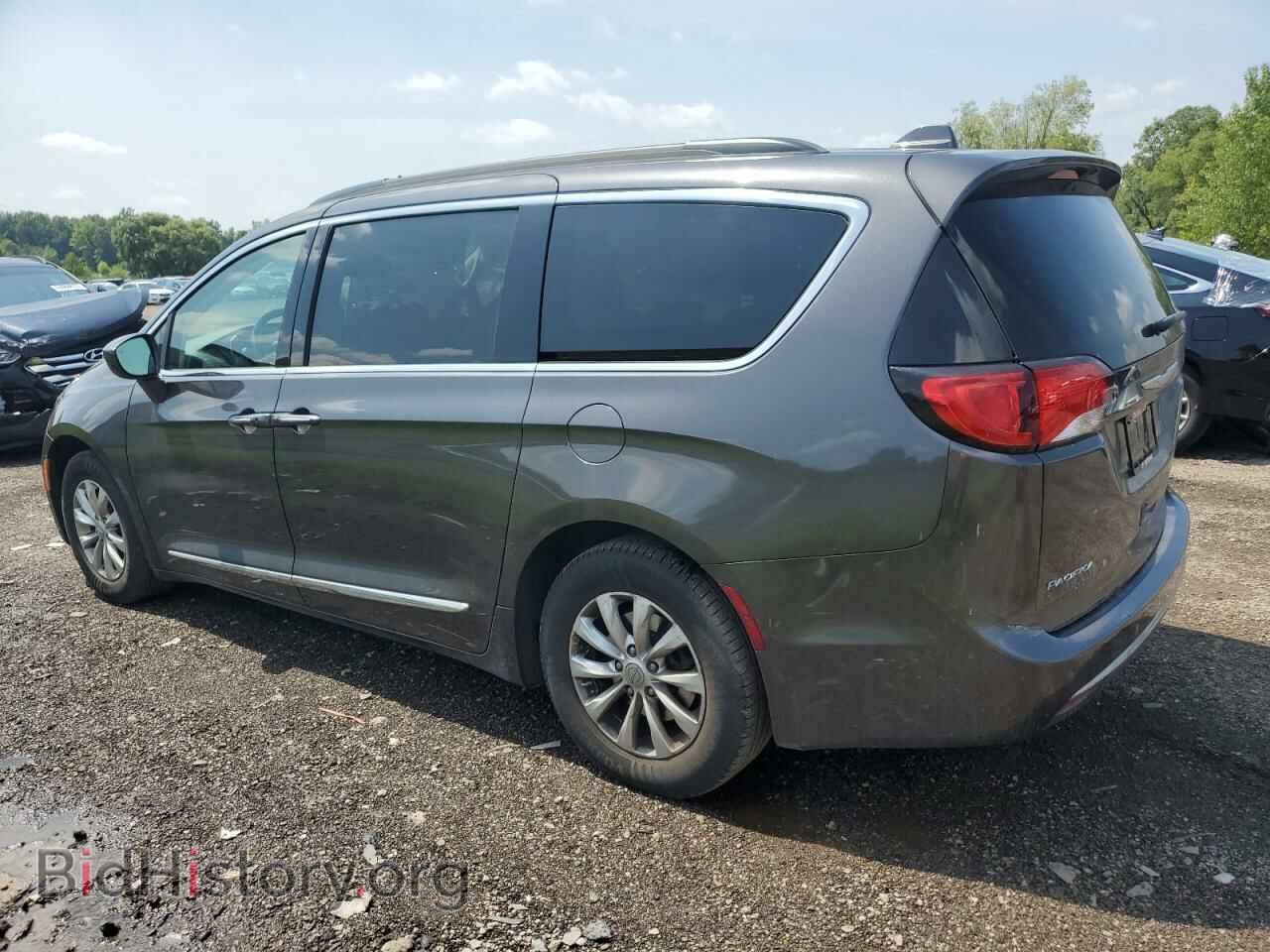 2017 CHRYSLER PACIFICA - VIN: 2C4RC1BG2HR501682 - Photo 2