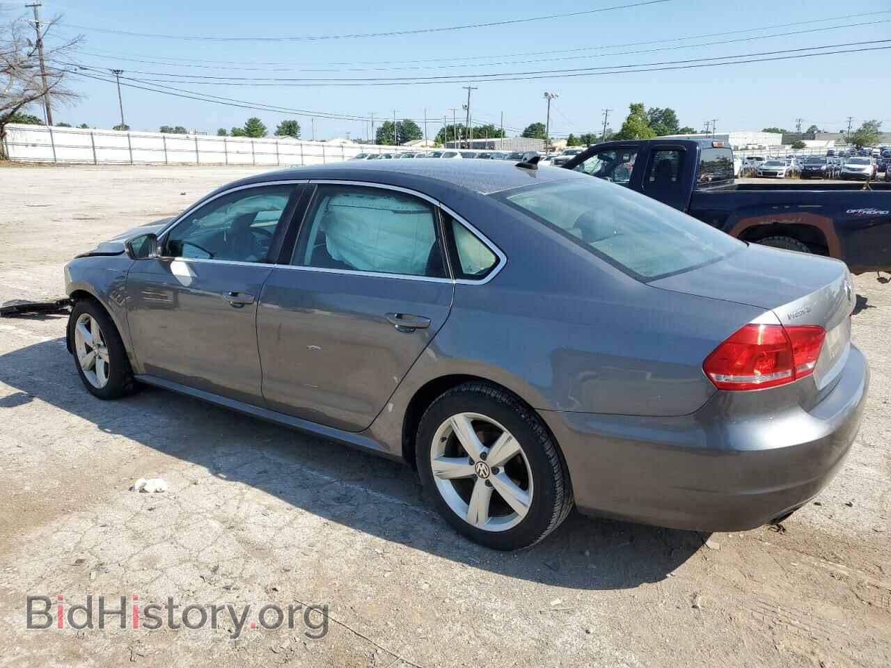 2013 VOLKSWAGEN PASSAT - VIN: 1VWBH7A32DC133752 - Фото 2