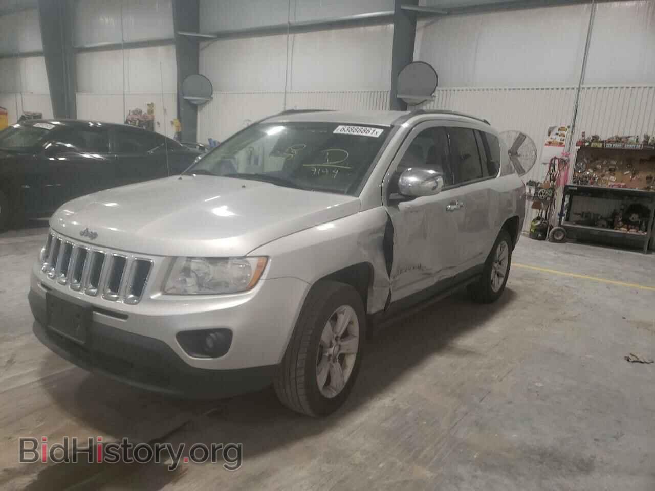 2011 JEEP COMPASS - VIN: 1J4NF1FB2BD219194 - Photo 2