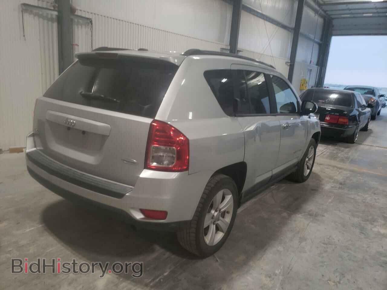 2011 JEEP COMPASS - VIN: 1J4NF1FB2BD219194 - Photo 4