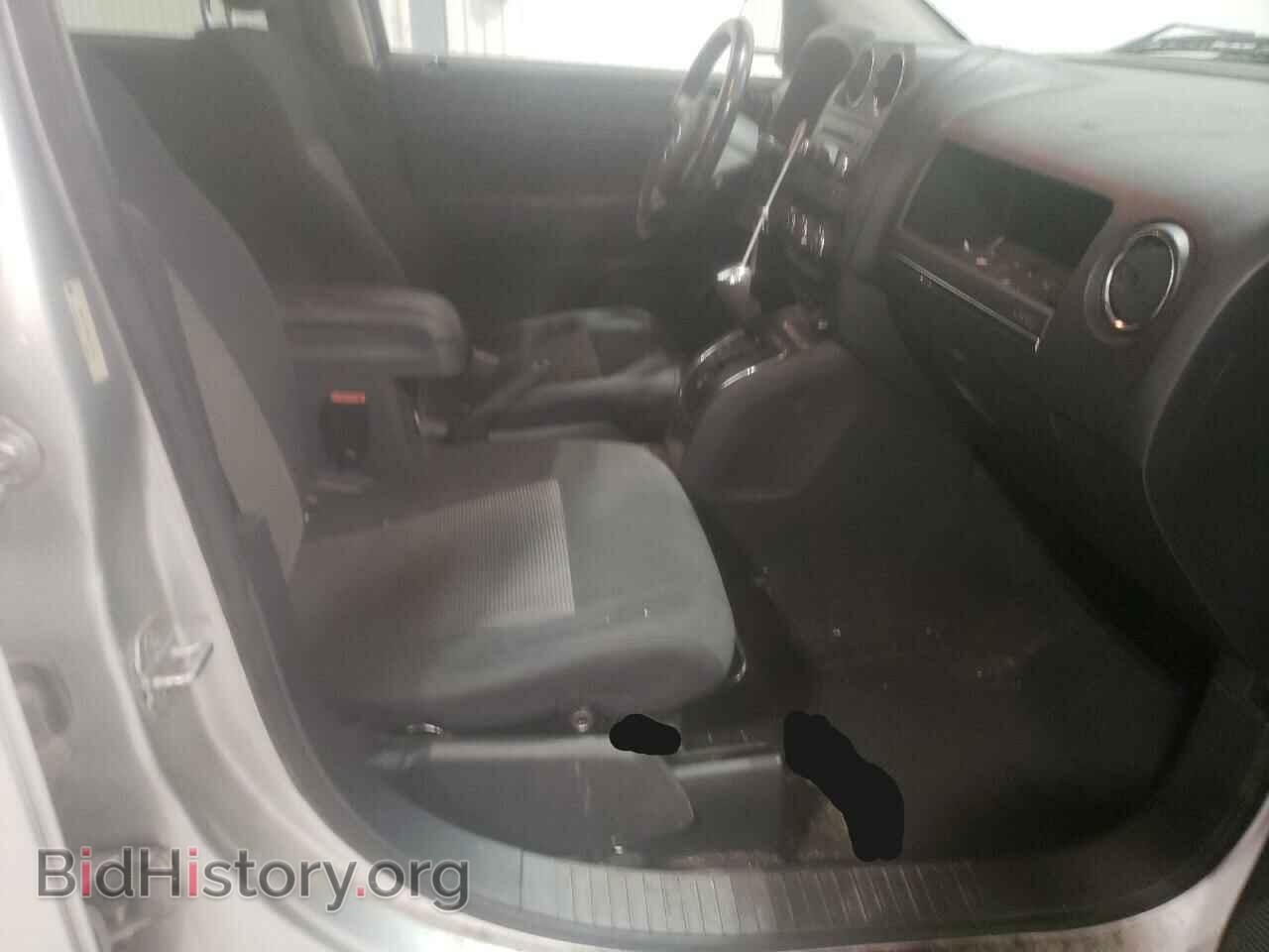 2011 JEEP COMPASS - VIN: 1J4NF1FB2BD219194 - Photo 5