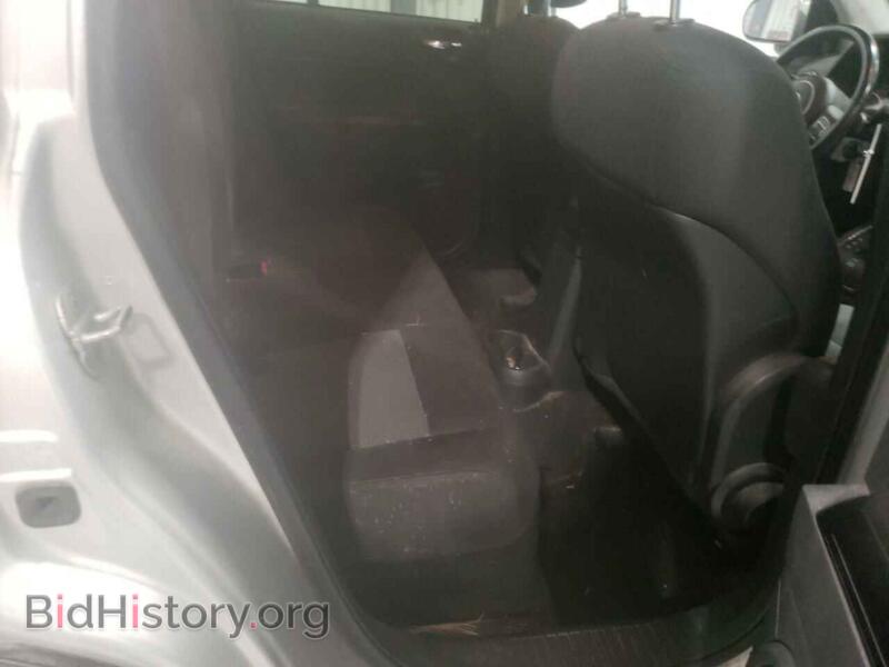2011 Jeep COMPASS (VIN 1J4NF1FB2BD219194) — photo 6 of 10