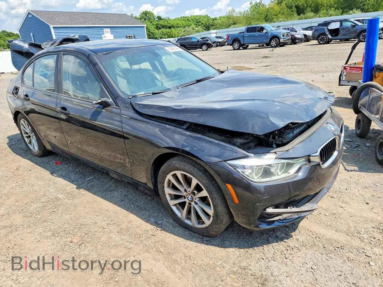 2018 BMW 3 SERIES - VIN: WBA8E5G58JNU48152 - Photo 4