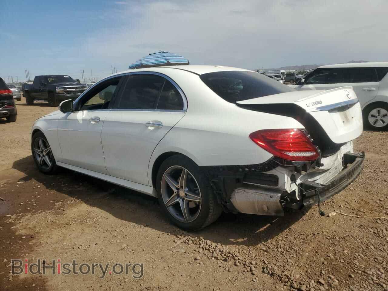 2017 MERCEDES-BENZ E-CLASS - VIN: WDDZF4JB0HA053404 - Фото 2