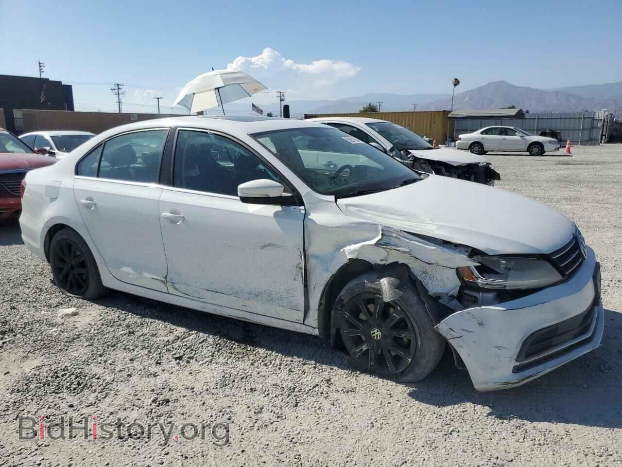 2017 VOLKSWAGEN JETTA - VIN: 3VWDB7AJ5HM210045 - Фото 4