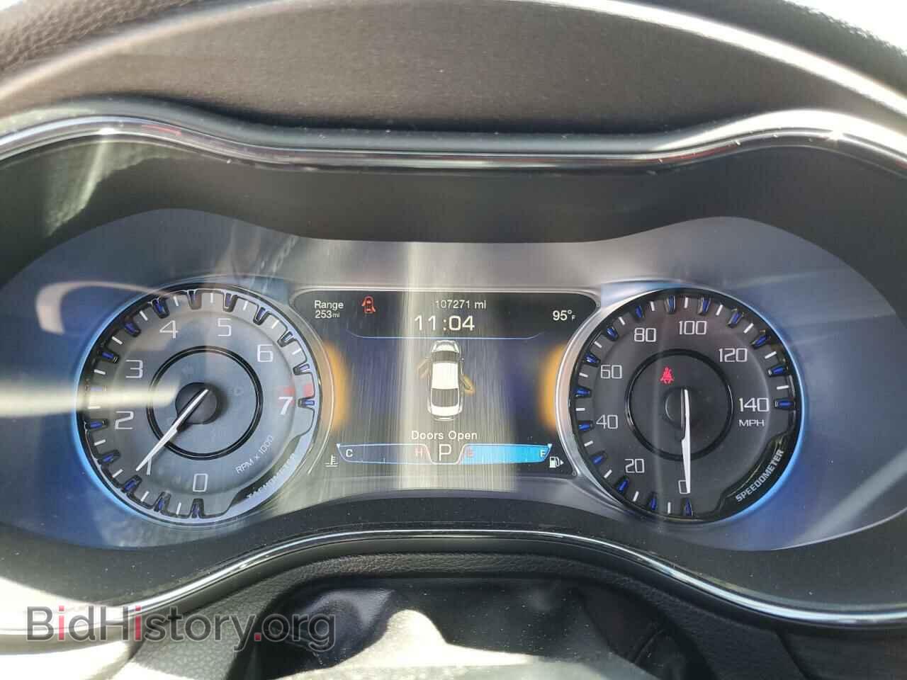 2016 CHRYSLER 200 - VIN: 1C3CCCBG5GN146945 - Фото 9