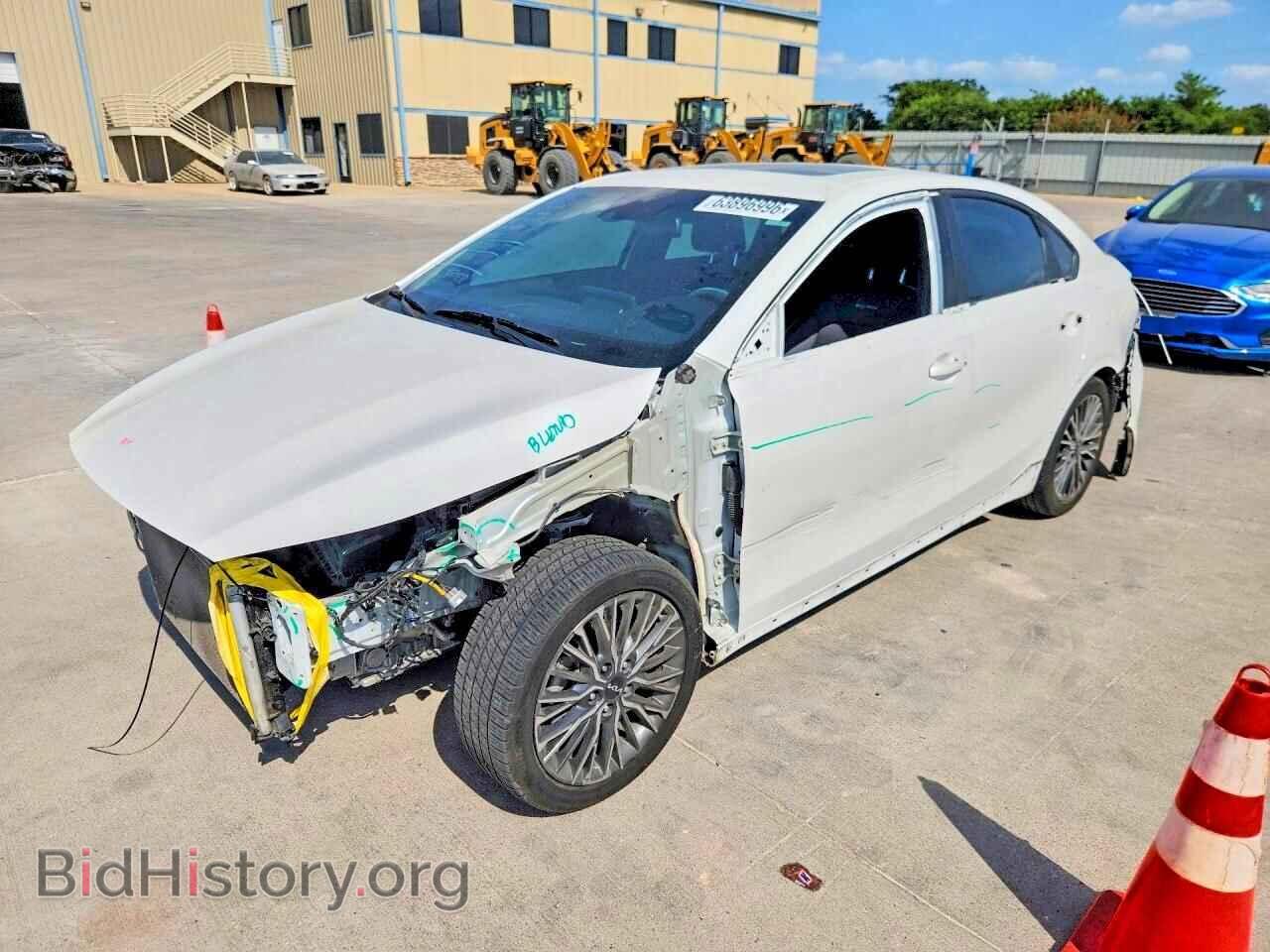Photo 3KPF54AD8RE717559 - KIA FORTE 2024