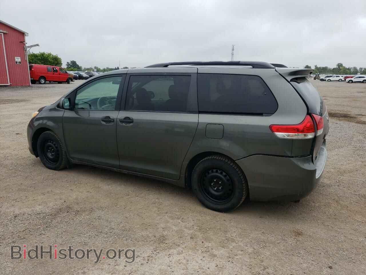 2012 TOYOTA All Models - VIN: 5TDZK3DCXCS212848 - Фото 2