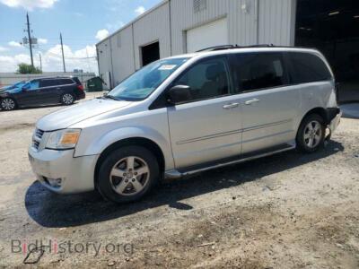 2010 Dodge CARAVAN Hero, серебристый — VIN 2D4RN3D12AR411021, Copart