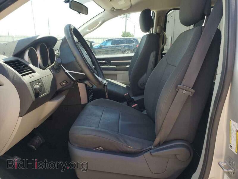 2010 Dodge CARAVAN (VIN 2D4RN3D12AR411021) — photo 7 of 13