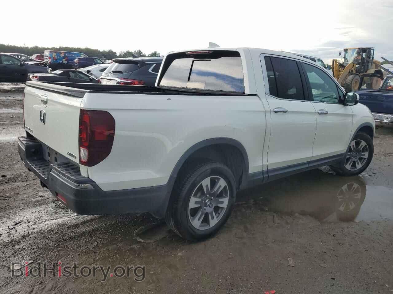 2019 HONDA RIDGELINE - VIN: 5FPYK3F78KB012606 - Фото 3
