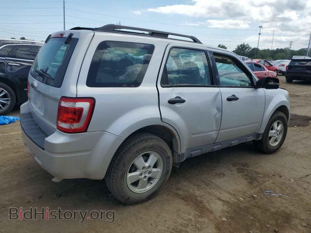 2009 FORD ESCAPE - VIN: 1FMCU027X9KB08487 - Фото 3