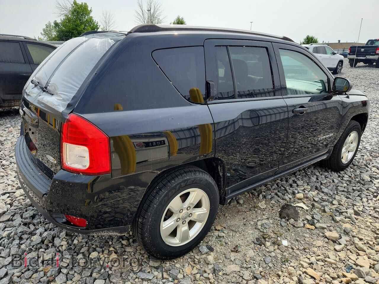 2013 JEEP COMPASS - VIN: 1C4NJCEA4DD208449 - Photo 3