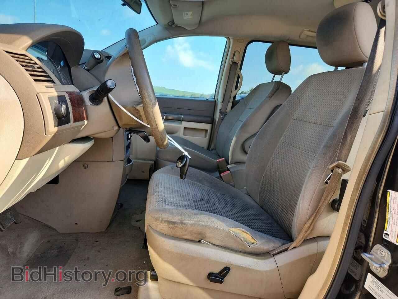 2009 CHRYSLER MINIVAN - VIN: 2A8HR44EX9R652903 - Фото 7