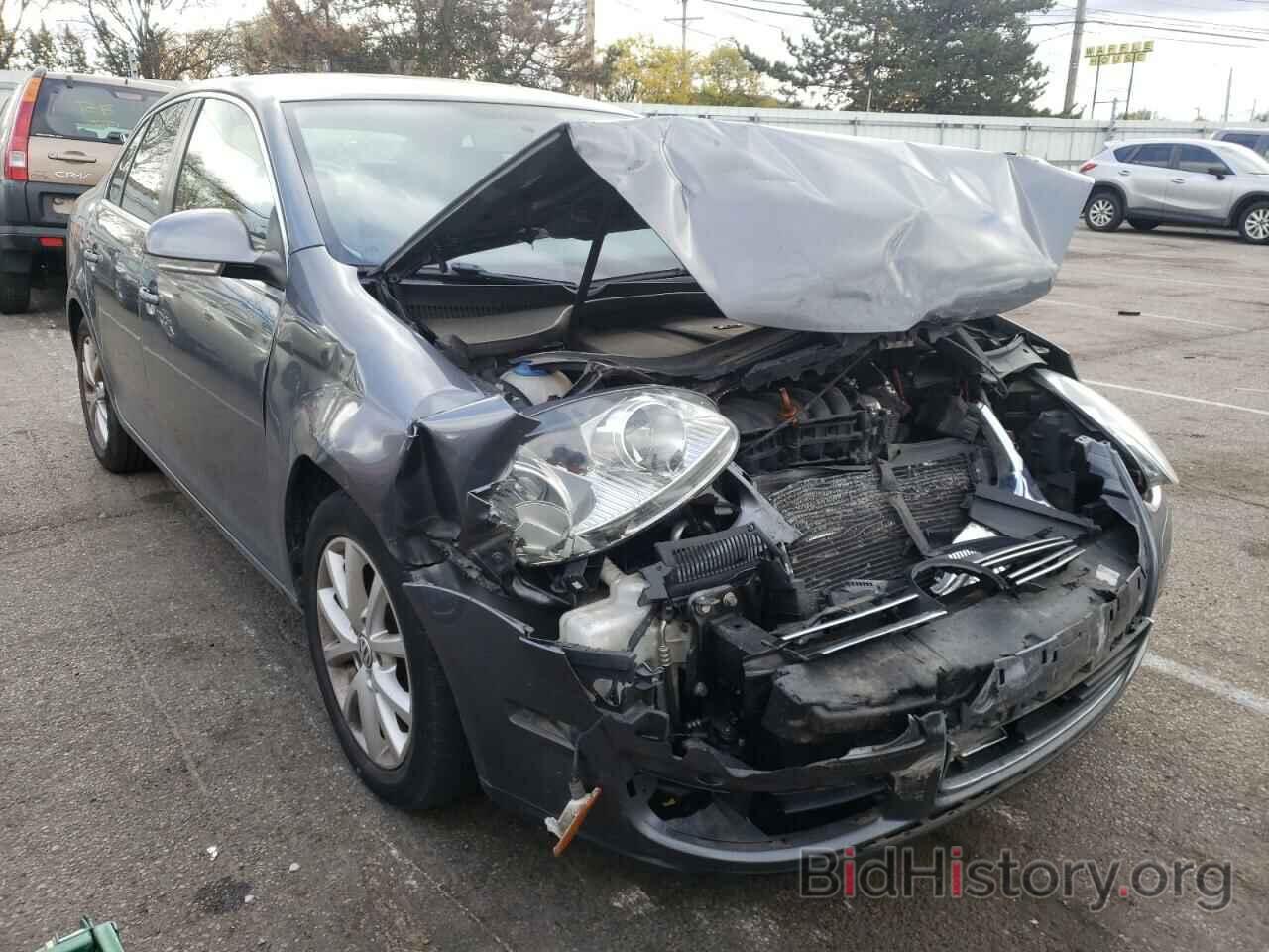 Photo 3VWRZ7AJ2AM060113 - VOLKSWAGEN JETTA 2010