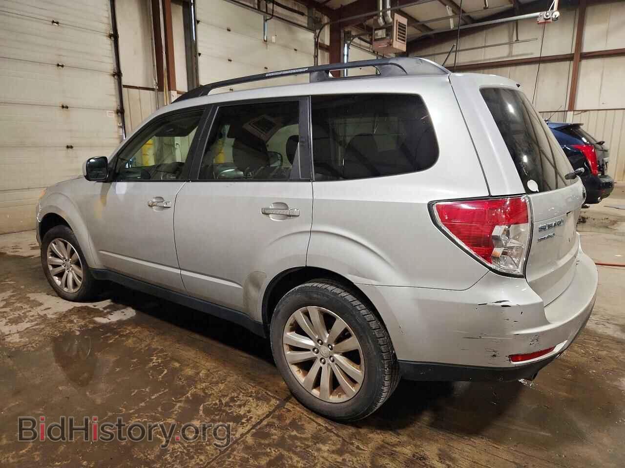 2011 SUBARU FORESTER - VIN: JF2SHAECXBH723550 - Фото 2