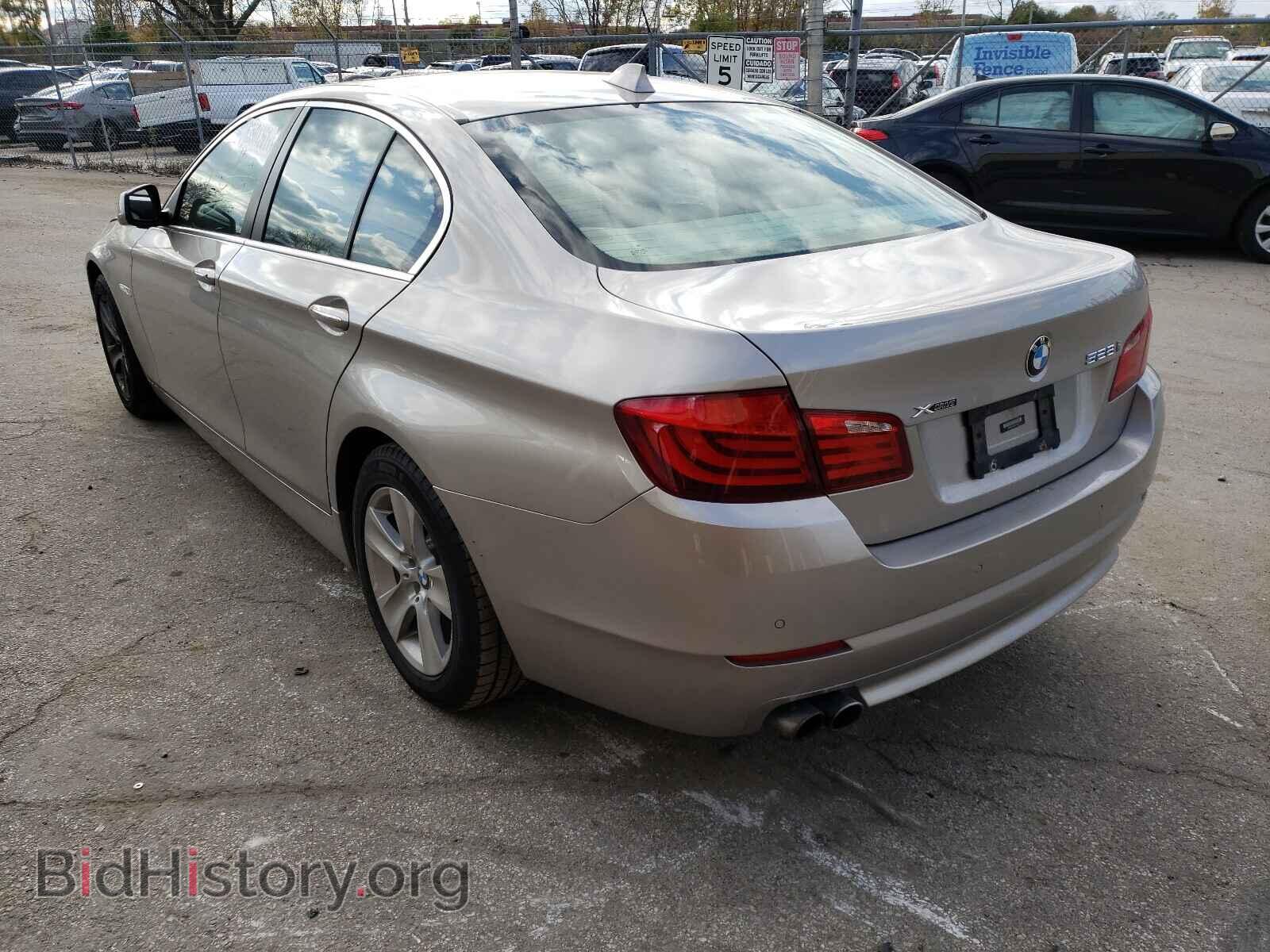 2013 BMW 5 SERIES - VIN: WBAXH5C56DD113992 - Фото 3