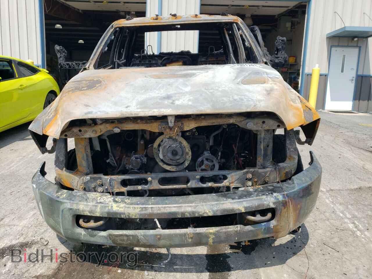 2015 RAM All Models - VIN: 3C6UR5CL2FG691909 - Photo 5