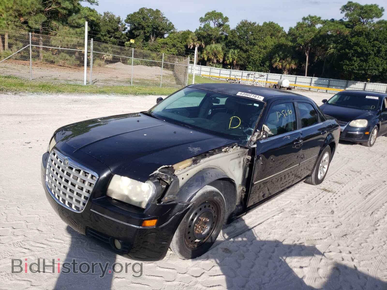2006 CHRYSLER 300 - VIN: 2C3KA53G86H145016 - Фото 2