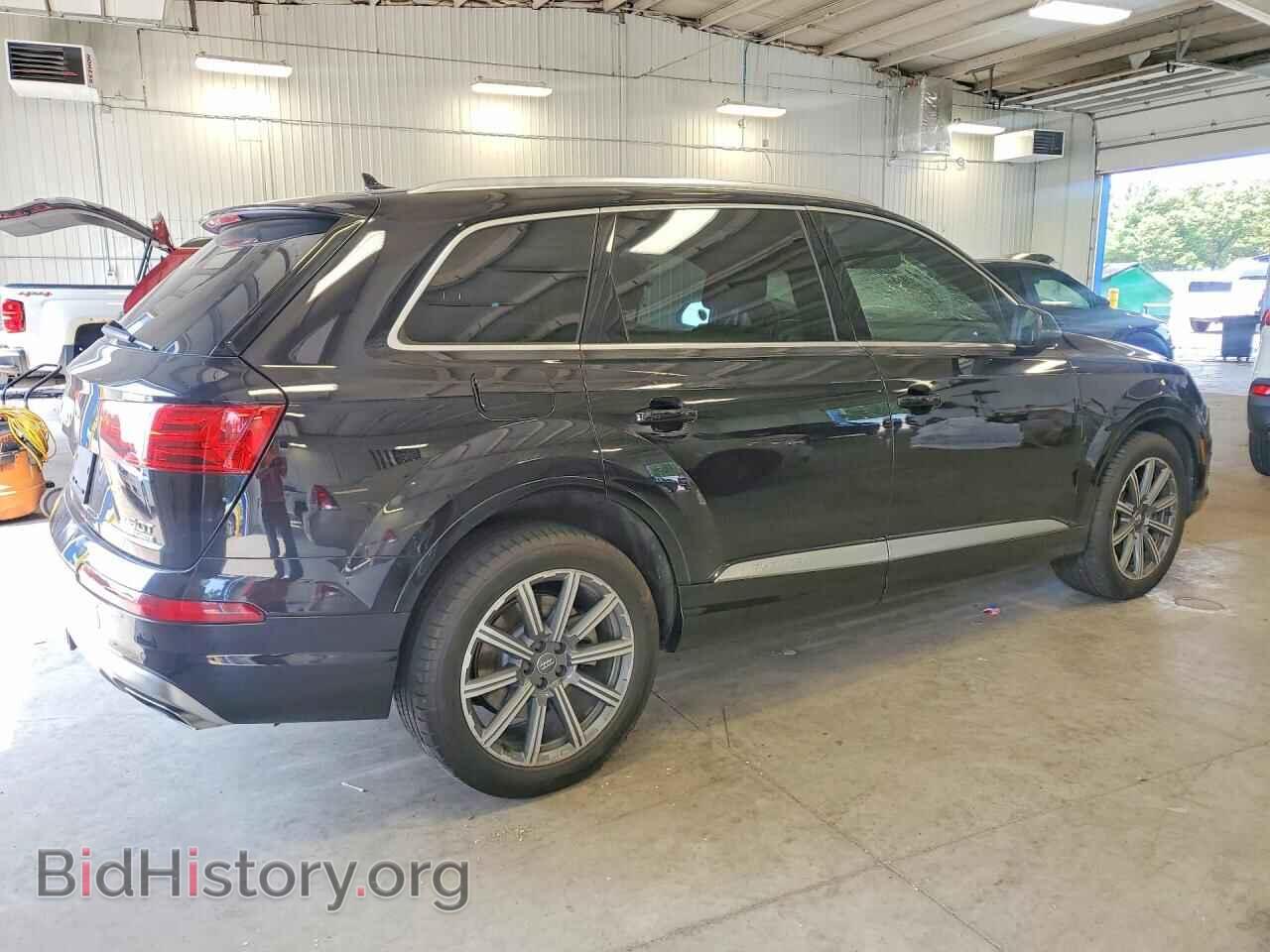 2018 AUDI Q7 - VIN: WA1VAAF76JD024031 - Фото 3