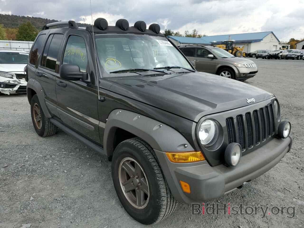 Photo 1J4GL38K06W192551 - JEEP LIBERTY 2006