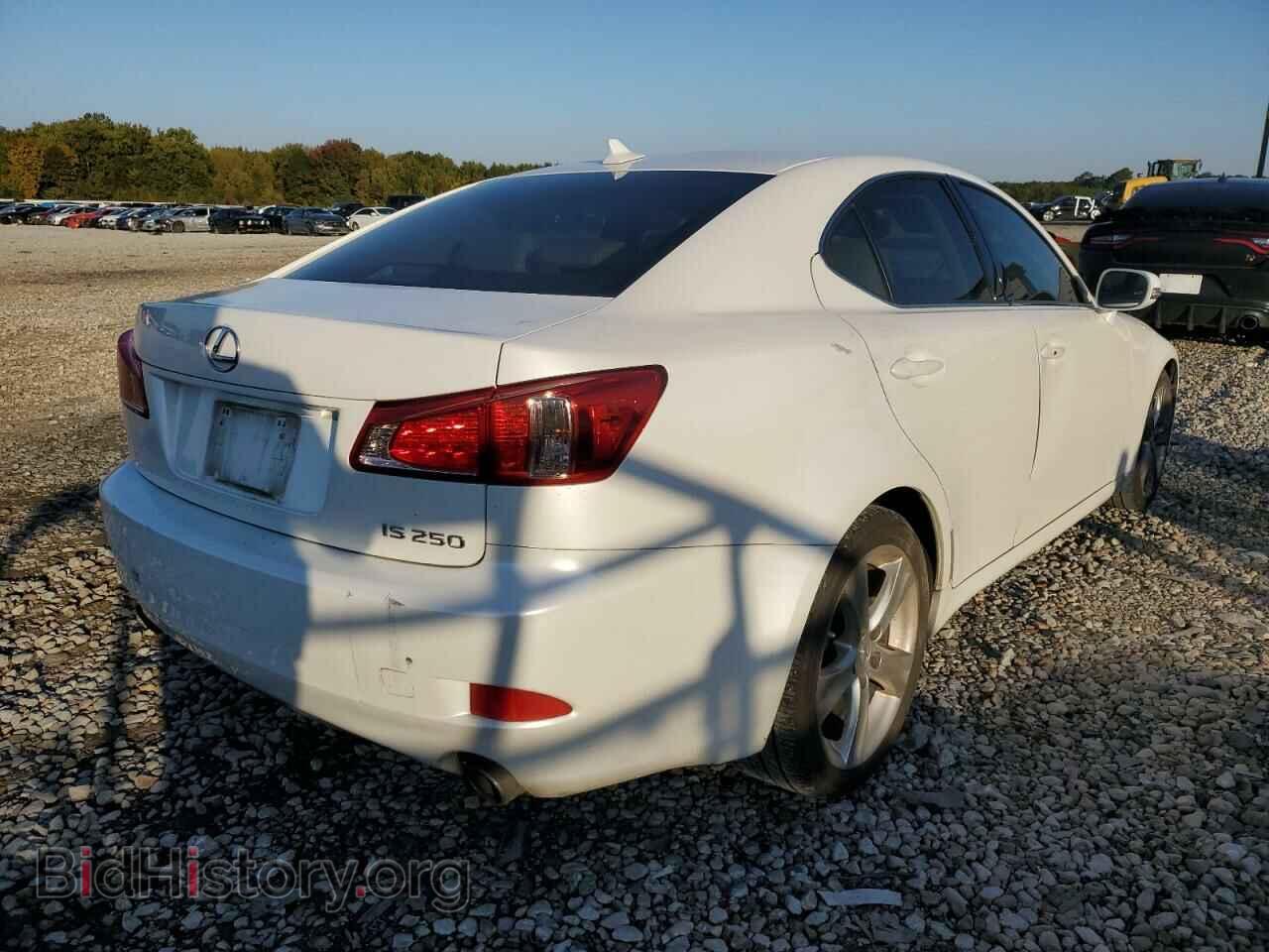 2011 LEXUS IS - VIN: JTHBF5C26B5149034 - Photo 4
