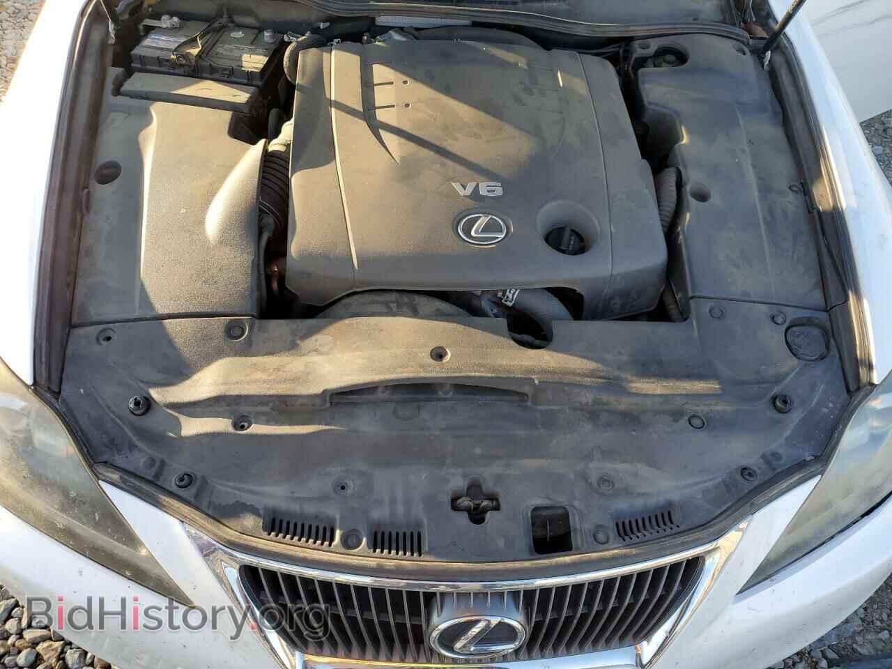 2011 LEXUS IS - VIN: JTHBF5C26B5149034 - Photo 7