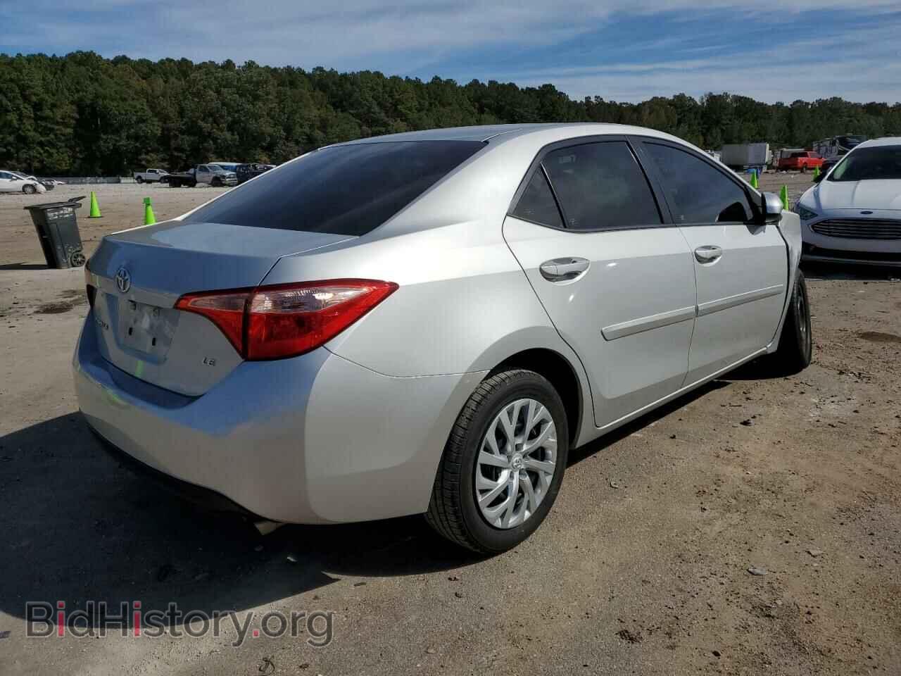 2017 TOYOTA COROLLA - VIN: 5YFBURHE2HP680678 - Фото 4