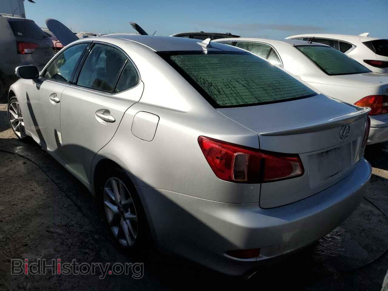 2011 LEXUS IS - VIN: JTHCF5C28B5046749 - Photo 3