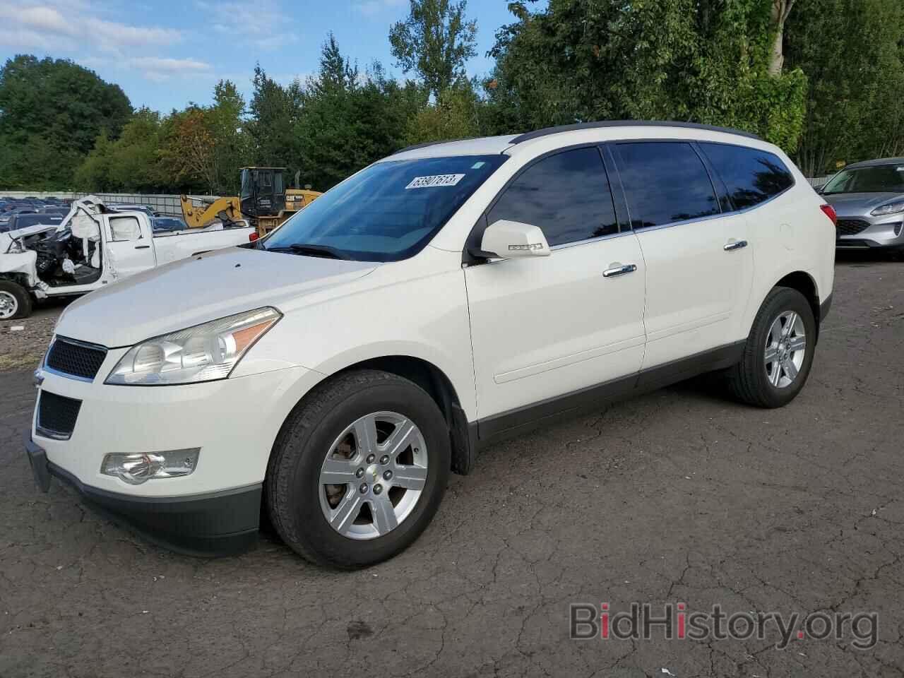 Photo 1GNKVGED5BJ393948 - CHEVROLET TRAVERSE 2011
