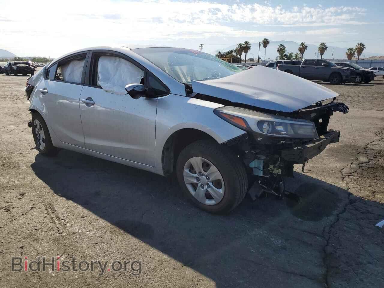 2017 KIA FORTE - VIN: 3KPFK4A76HE050699 - Photo 4