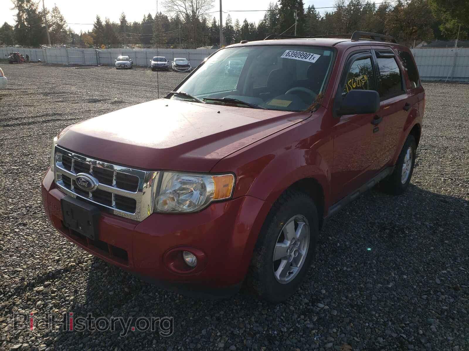 2010 FORD ESCAPE - VIN: 1FMCU0D77AKA55801 - Фото 2