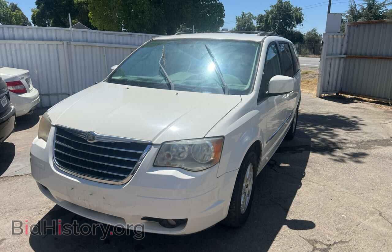 2010 CHRYSLER MINIVAN - VIN: 2A4RR5D1XAR221717 - Фото 2