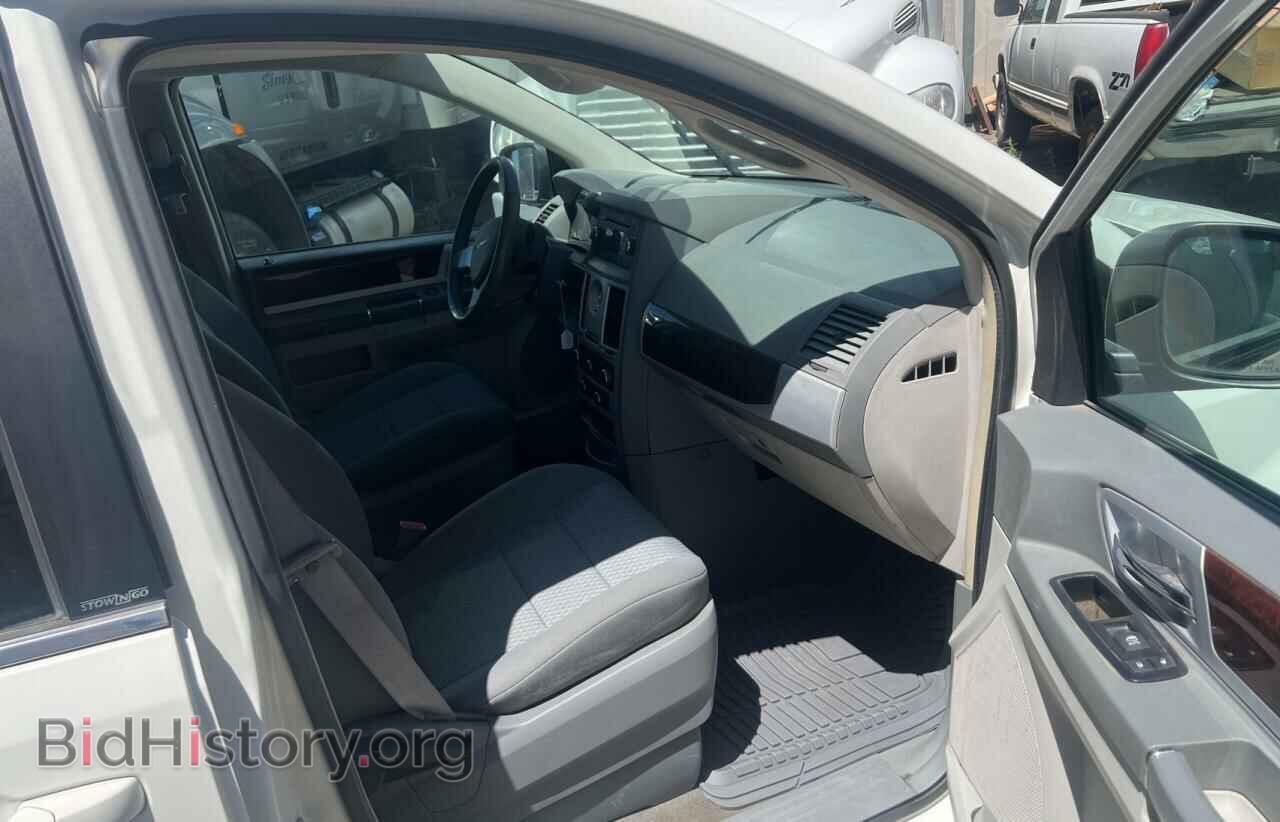 2010 CHRYSLER MINIVAN - VIN: 2A4RR5D1XAR221717 - Фото 5