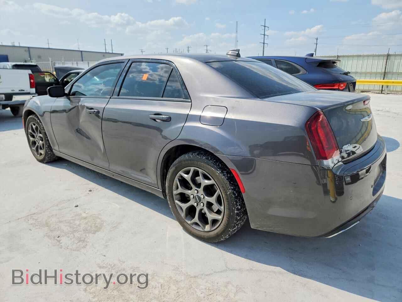 2016 CHRYSLER 300 - VIN: 2C3CCAGG7GH311478 - Photo 2