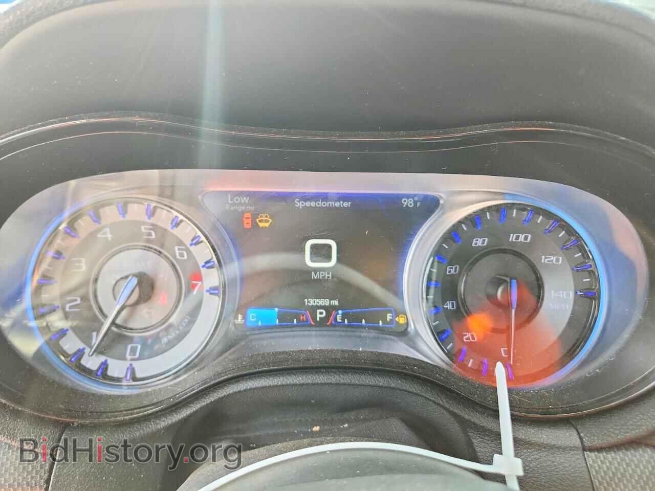 2016 CHRYSLER 300 - VIN: 2C3CCAGG7GH311478 - Photo 9