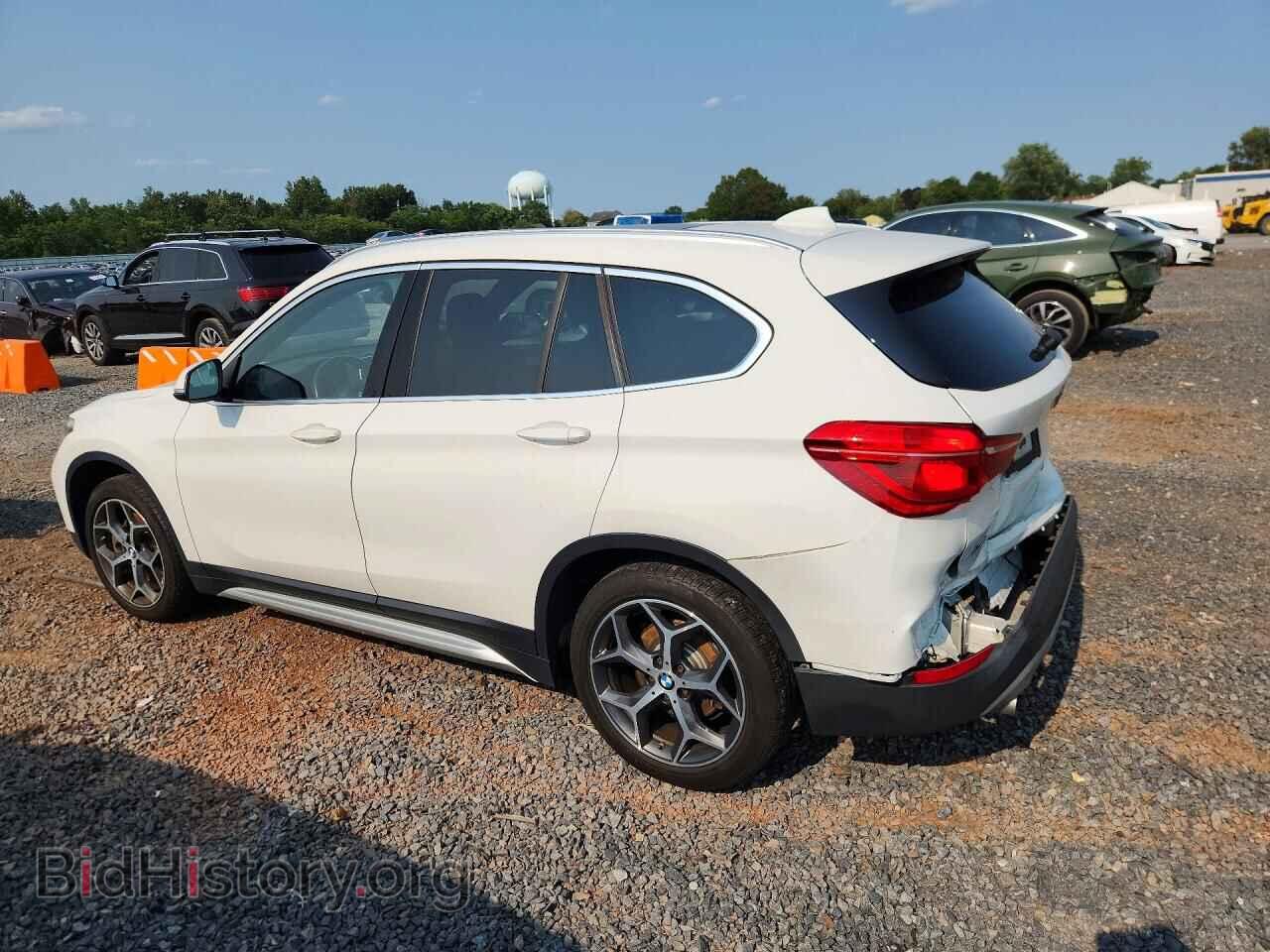 2018 BMW X1 - VIN: WBXHT3C32J5L33180 - Фото 2