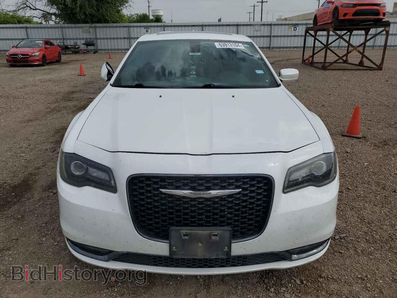 2016 CHRYSLER 300 - VIN: 2C3CCABG1GH167742 - Фото 5