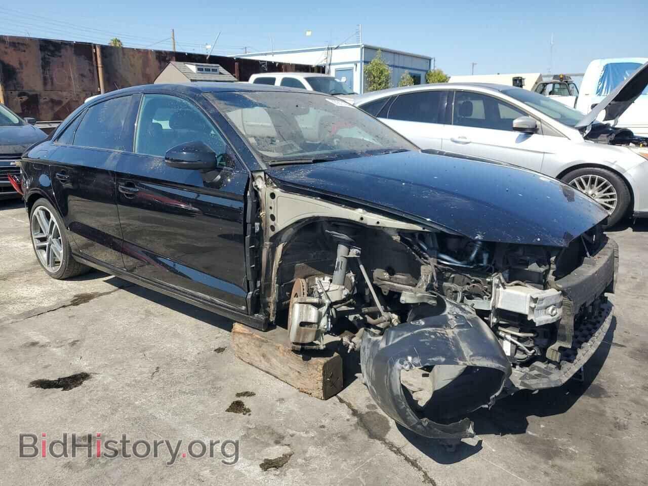 2019 AUDI A3 - VIN: WAUAUGFF9KA101044 - Фото 4