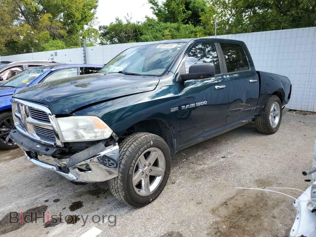 Photo 1D7RV1CT3BS640558 - DODGE All Models 2011