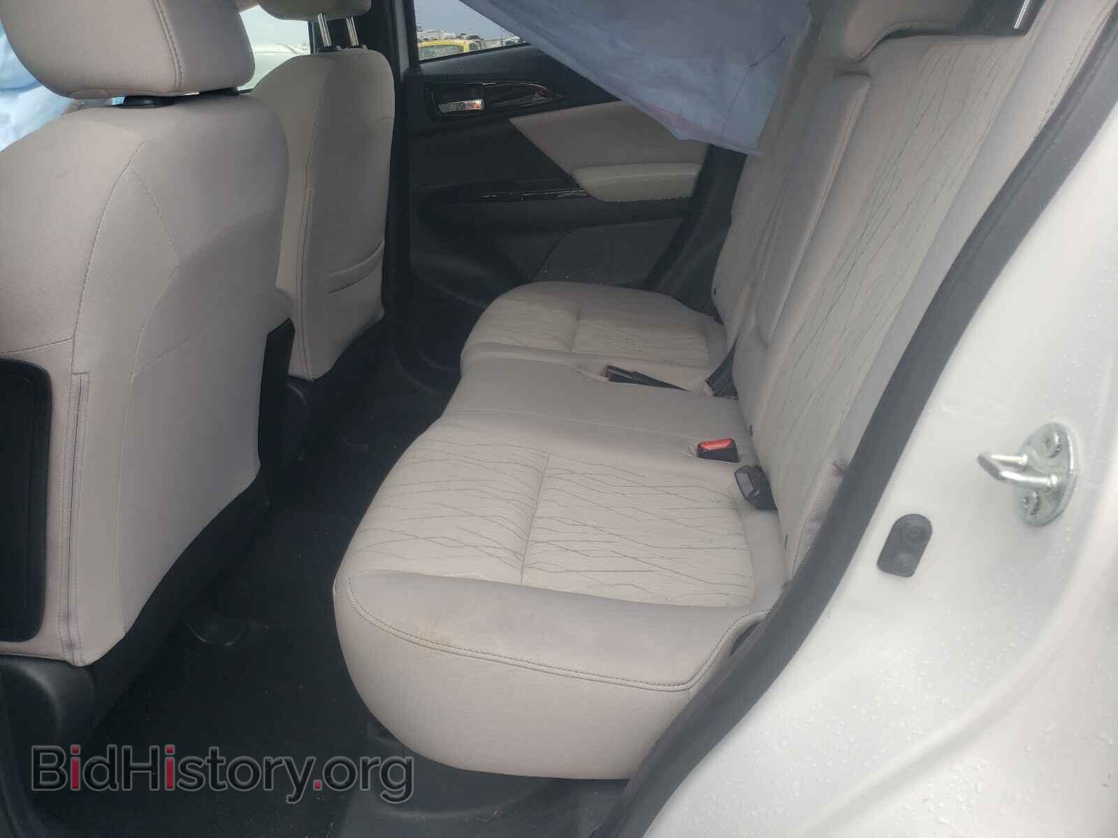 2018 MITSUBISHI ECLIPSE - VIN: JA4AT5AA9JZ039127 - Photo 6