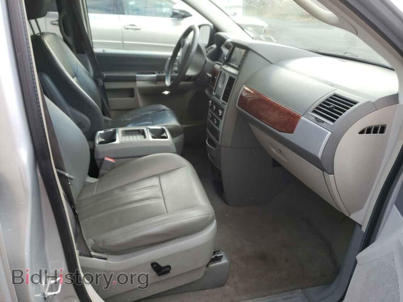 2008 CHRYSLER MINIVAN - VIN: 2A8HR54P28R759286 - Фото 5